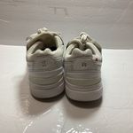 on cloud women’s sneakers Photo 2