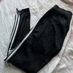 Adidas Women’s Joggers Photo 3