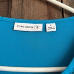 Susan Graver blue sleeveless liquid knit v-neck tank Size Large embellished Photo 2