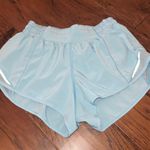 Lululemon Hotty Hot 2.5” Shorts Photo 0