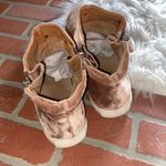 Kenneth Cole  Carole blush velvet sneakers Photo 4