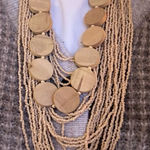 Elegant Beige Beaded Necklace Photo 0