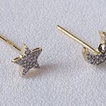 Boutique NEW Dainty Moon &ā Star Stud Earrings | 18k Gold Photo 0