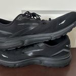 Brooks Ghost 15 Women’s Black Sneaker Size 12 Photo 7