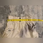 H&M Beige High-Waisted Shorts with pockets Photo 1