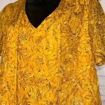 Skies Are Blue New | She’s Golden Floral Top From Ruthie Grace Boutique | Women’s Small Photo 2