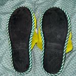 Dr. Seuss Grinch slippers Photo 6