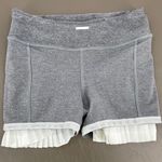 Lululemon Pleat to Street II White Gray Running Tennis Skirt Twirly Cute Size 4 Photo 8