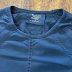Athleta  Small Womens Navy Seamless Oxygen Tee Photo 1
