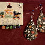 Halloween Earring Bundle. You get all 10 pair. New Black Photo 0