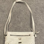 White Mountain  Elegant White Shoulder Bag With Multiple Zipper Compartments NWOT Photo 0