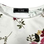 Women's | Aime | White Floral 3/4 Sleeve Flowy Crew Neckline Dress Photo 4