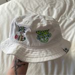 adidas Originals Love Unites Bucket Hat, Off White/Pride, One Size White Photo 0
