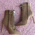 Women’s tie Photo 4