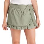 Vineyard Vines  Trapunto stitch green ruffle skort 10 Photo 2