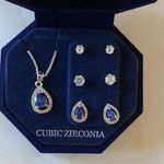 NWT Elegant Silver and Blue Cubic Zirconia Necklace Set Photo 2
