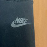 Nike  leggings. High rise . Tapered Photo 2