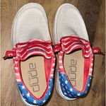 Hey Dude  Wendy Sox Americana Photo 0