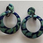Vintage Acrylic Hoop Women’s Earrings with Blend of Green Dangle Round Sz 1.5” Blue Photo 2