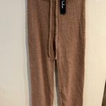 Lulus  Teddy Bear Joggers Photo 0