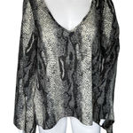 Show Me Your Mumu  Shirt Womens Small‎ Gray Snake Print Python Print Poncho Edgy Photo 0