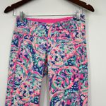 Lilly Pulitzer  Luxletic Weekender Cropped Pant legging In La Playa Women's Small Photo 6