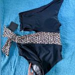 Dixperfect  1pc Swimwear Belt Bow Tie leopard print Size M Removable Pads New Photo 1