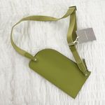 Everlane NWT Cactus Leather Sling Bag Photo 3