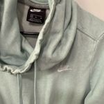 Nike Women’s  Hoodie Photo 1