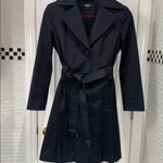 DKNY  Black fitted trench coat with interior red Trim. Pockets. Size Medium. Photo 11