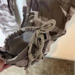 Urban Outfitters cropped camo cargo pants brown Photo 3