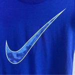 Nike Women's Dri-Fit  Tee Athletic Cut T-Shirt Photo 1