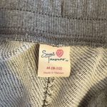 secret treasures  grey sweat shorts  Photo 2