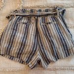 Ivy and Main Flowy shorts Photo 4