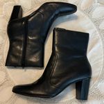 Roma Bass  Black Leather 3” Heels Ankle Boots Booties Women’s Size 9 Professional Photo 0