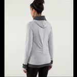 Lululemon Base Runner Hoodie gray thin striped size 4 Photo 2
