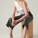 Athleta NWT TRIUMPH HYBRID WIDE LEG CROP $109 MSRP Photo 0
