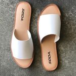 Soda  Sansa slip on mule sandal in white Photo 1