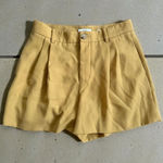 Vince  Women's Yellow High Waist Dress Shorts Size 6 Photo 0