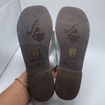 Free People NIB  Mila Minimal Flat Sandal Women's size 7.5 silver  metallic 1407 Photo 8