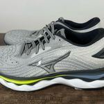 Mizuno Wave Sky 6 Women's Shoe Size 7.5 #250952 Photo 3