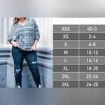 LuLaRoe NTM: Short Balloon Sleeved Blueish Gray & White Printed Renee Top Sz L Photo 13