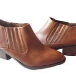 Roebuck & Co. Women 𝅺Freida bootie ankle high brown boots Size 9.5 Photo 0