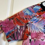 Nike  Floral Breathable Gym Athletic Activewear Shirt Size Med EUC #2590 Photo 1