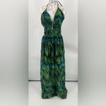 Boohoo Tall plunge front palm print maxi dress, halter style, backless size 8 Photo 1