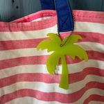 Barnes & Noble Beach Bag Photo 4