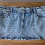 Abercrombie & Fitch Women’s Blue Denim Studded Mini Skirt-Size 35 Photo 1