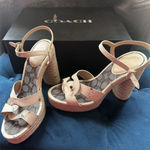 Coach  Heels sz 10 Photo 0