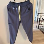 FIGS  High-Waisted Zamora Scrub Pants Jogger Photo 2