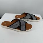 Bernie Mev Avon Woven Sandals in Pewter size 39/US 8 Silver Photo 2
